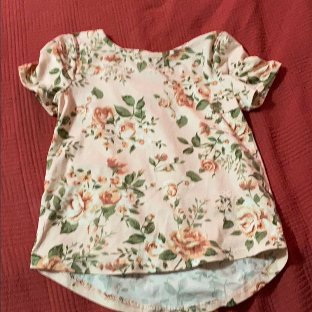 Floral tshirt